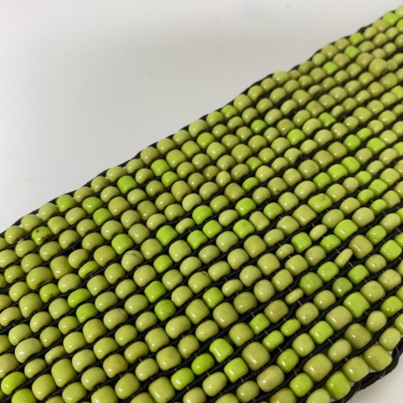 Multi-tonal beaded stretch belt. - Picture 3 of 3